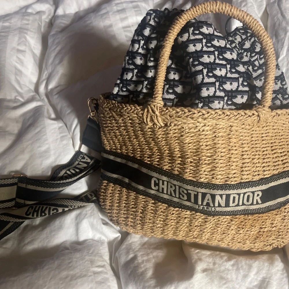 dior wicker bag - Picture 3 of 3